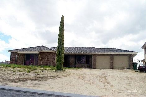 125 Berkley Rd, Marangaroo, WA 6064