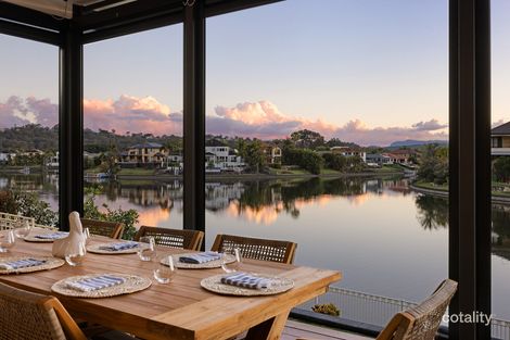 8/36-42 BEACHCOMBER CT, BURLEIGH WATERS, QLD 4220