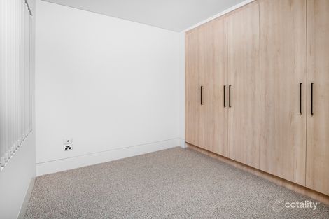 Property photo of 18 Beach Drive Woonona NSW 2517