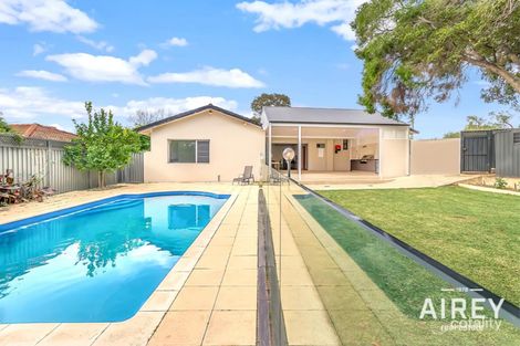 33 Rochdale Rd, Mount Claremont, WA 6010