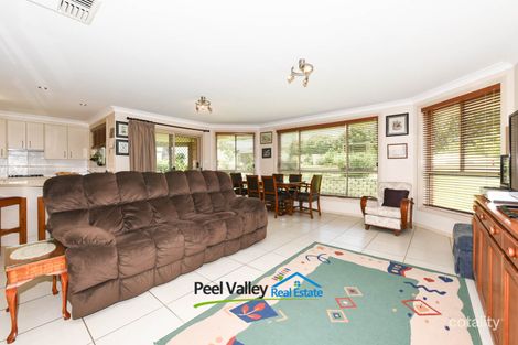 Property photo of 13 Kalinda Place Hillvue NSW 2340