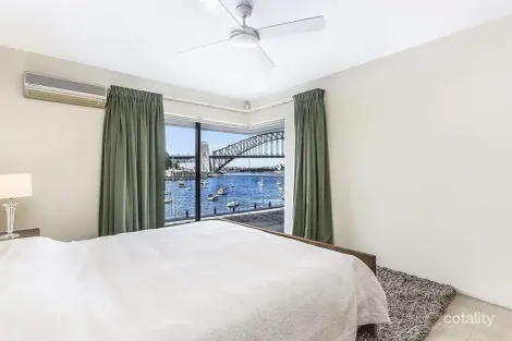 Property photo of 11/33 East Crescent Street McMahons Point NSW 2060