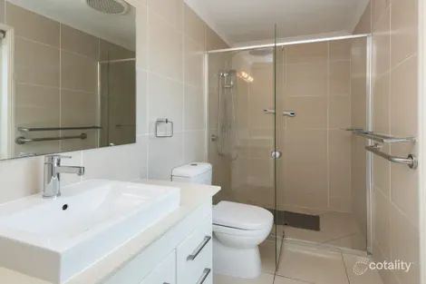 Property photo of 19 Malekula Rise Pacific Pines QLD 4211