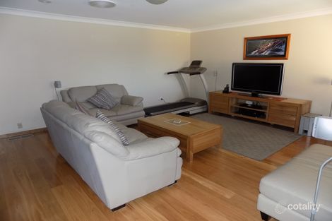 Property photo of 26 Fern Avenue Hazelbrook NSW 2779