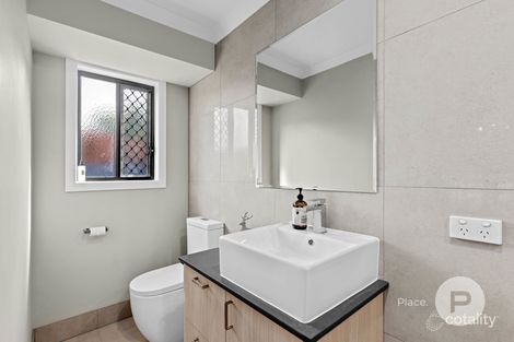 63 Yarra Rd, Wakerley, QLD 4154