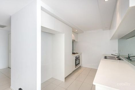 Property photo of 107/41 Harbour Town Drive Biggera Waters QLD 4216