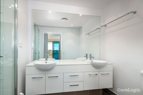 Property photo of 107/41 Harbour Town Drive Biggera Waters QLD 4216