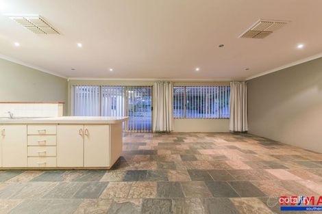 Property photo of 5 Skytown Place Queens Park WA 6107