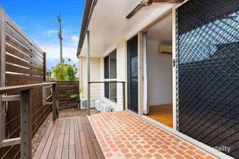 Property photo of 1/11 Tenth Avenue Railway Estate QLD 4810