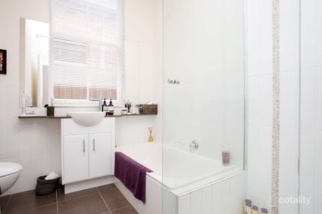 Property photo of 131 Danks Street Albert Park VIC 3206