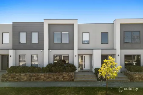 90 Picnic Ave, Clyde North, VIC 3978