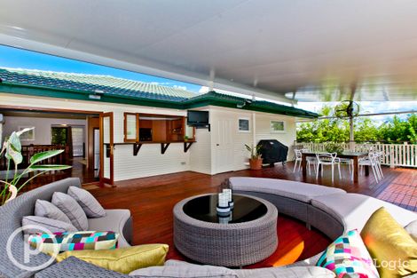 38 Illawarra St, Everton Hills, QLD 4053