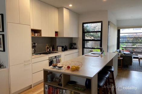 16/120 Queens Pde, Fitzroy North, VIC 3068