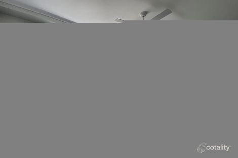 Property photo of 10 Hallyburton Grove Warragul VIC 3820