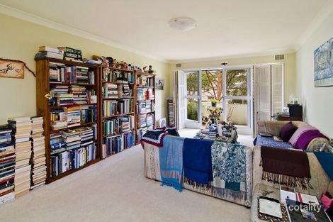Property photo of 10/22 Rocklands Road Wollstonecraft NSW 2065