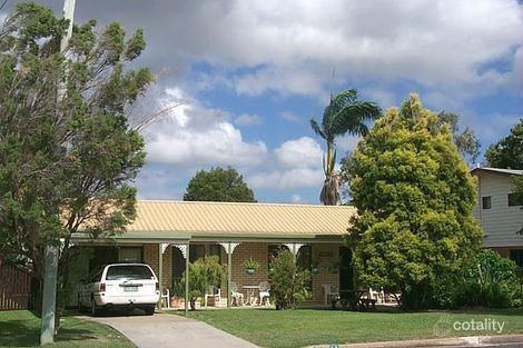 25 Bramble St, Norman Gardens, QLD 4701