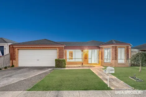 Property photo of 15 Robusta Avenue Cranbourne VIC 3977