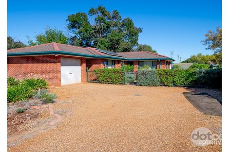 14 Mumford Cres, Dubbo, NSW 2830