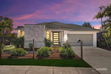 Property photo of 10 Vantage Lane Yarrabilba QLD 4207