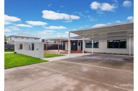 Property photo of 4 Kasarina Road Riverton WA 6148