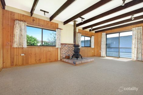 Property photo of 42 Coolabah Road Dapto NSW 2530