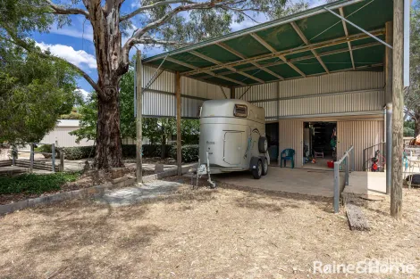 Property photo of 44 Blackbutt Road Lake Albert NSW 2650