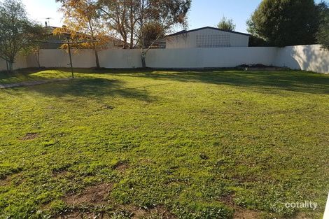 Property photo of 16 Pontisford Court Kilmore VIC 3764