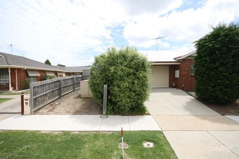 33a Broughton Dr, Highton, VIC 3216