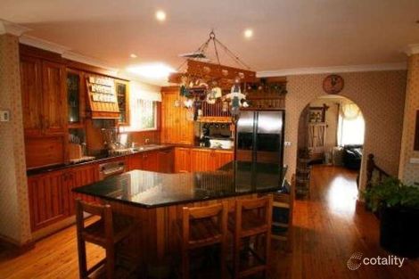 Property photo of 8 Tamarisk Place Wyoming NSW 2250