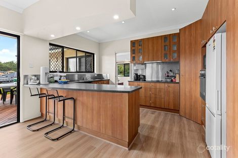 Property photo of 6 Waterford Place Bridgeman Downs QLD 4035