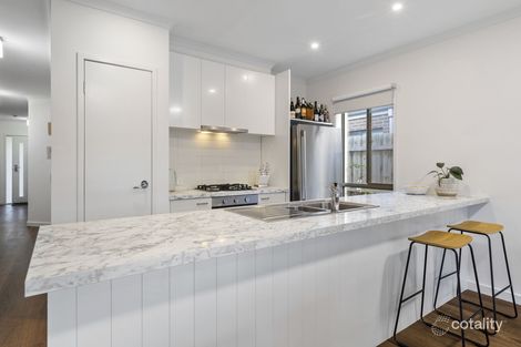 Property photo of 6 Beekeeper Road Armstrong Creek VIC 3217