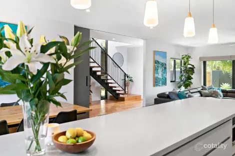 Property photo of 2 Lewellin Grove Carrum VIC 3197