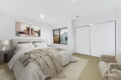 Property photo of 16 Quarter Circuit Springvale VIC 3171