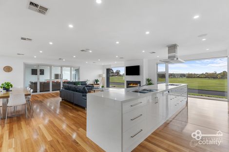 Property photo of 3 Redwood Avenue Mount Gambier SA 5290