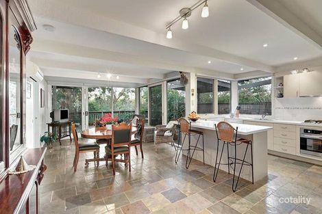 Property photo of 4 Penrith Court Eltham VIC 3095