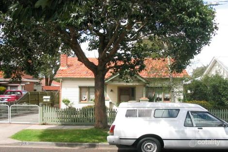 Property photo of 29 Holyrood Avenue Strathmore VIC 3041