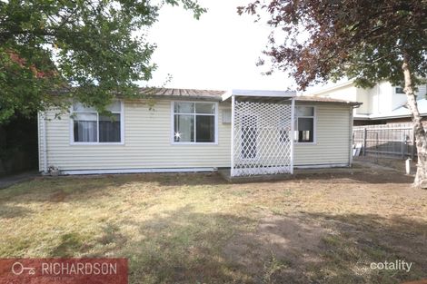 Property photo of 36 Severn Street Newport VIC 3015