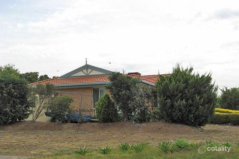 29 Salamander Dr, Taylors Lakes, VIC 3038