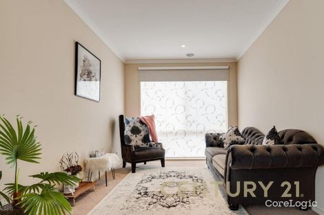 Property photo of 11 Comet Chase Narre Warren South VIC 3805
