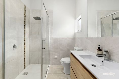 Property photo of 62 Ormond Road East Geelong VIC 3219
