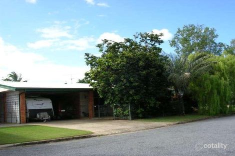 1 Ash St, Holloways Beach, QLD 4878