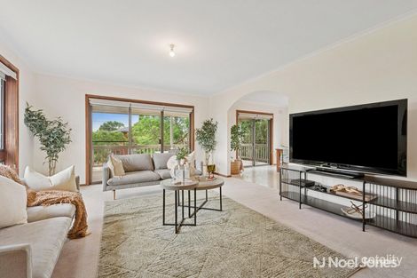 Property photo of 17 Crown Point Ridge Chirnside Park VIC 3116