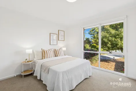 Property photo of 39 Mirrabucca Crescent Giralang ACT 2617