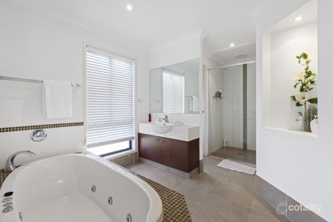 Property photo of 16 Gilgandra Close Reedy Creek QLD 4227