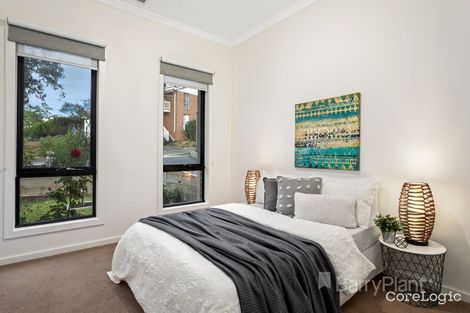 Property photo of 1/5 Moodie Street Greensborough VIC 3088