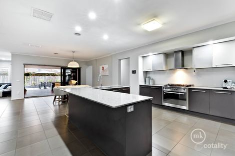 Property photo of 63 Overland Drive Doreen VIC 3754