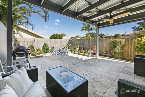 Property photo of 2/32 Abalone Avenue Paradise Point QLD 4216
