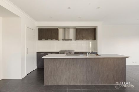 Property photo of 37 Baycrest Drive Point Cook VIC 3030