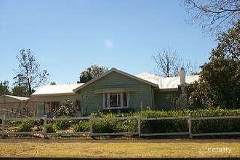 11c Bridge St, Mount Lofty, QLD 4350