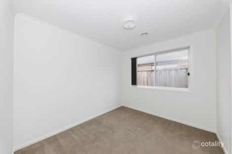 Property photo of 3 Granya Grove Pakenham VIC 3810